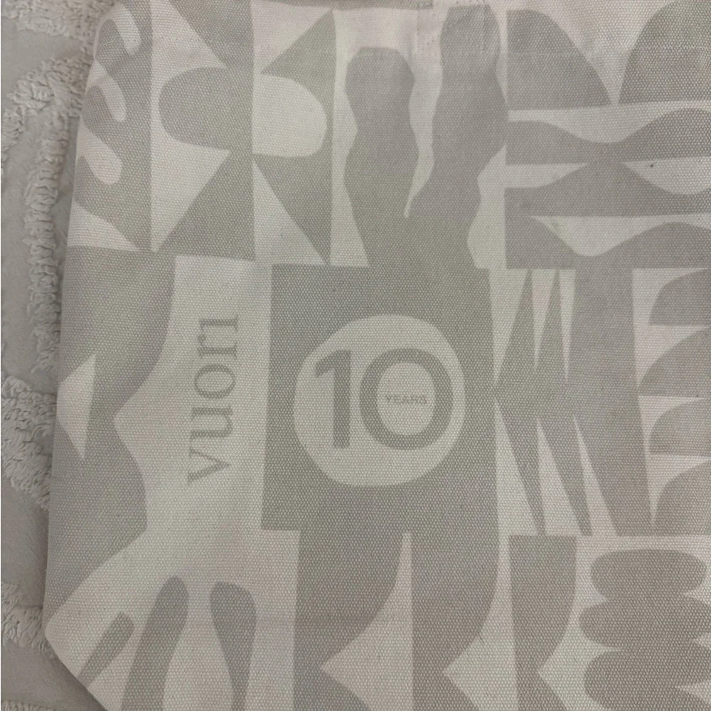 Vuori Cream White Patterned Tote Bag